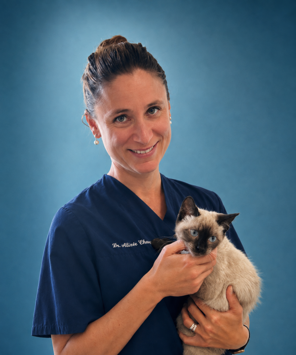 Dr Vétérinaire Alizée THIRIET